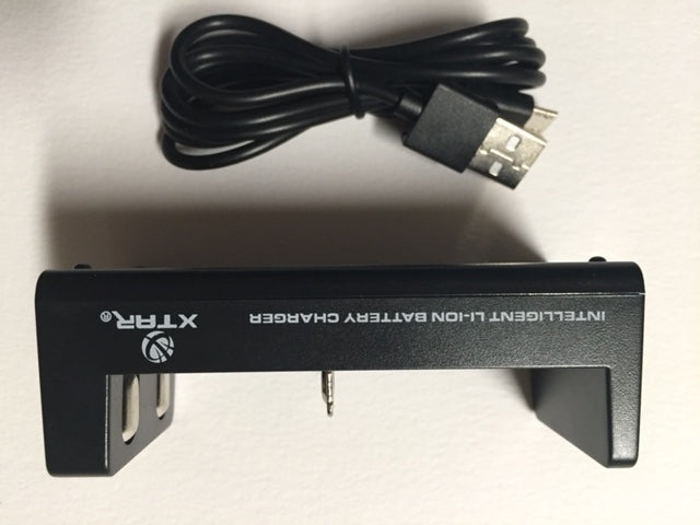 XTAR MC2 Universal 2x Lithium Charger - USB